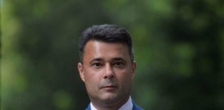 Totul în numele primarului, la Sectorul 5! Cum a ajuns Daniel Florea în Registrul Comerțului și pe băncile elevilor
