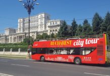 Autobuze supraetajate cumpărate de STB la mâna a doua, la suprapreț, din Harghita cu 71.300 euro, vândute în Suedia cu 24.820 de euro