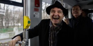 VIDEO/ Nicuşor Dan, certat de bucureşteni în tramvaiul Imperio: “Nu vă este ruşine? E mai rău ca pe vremea lui Ceauşescu